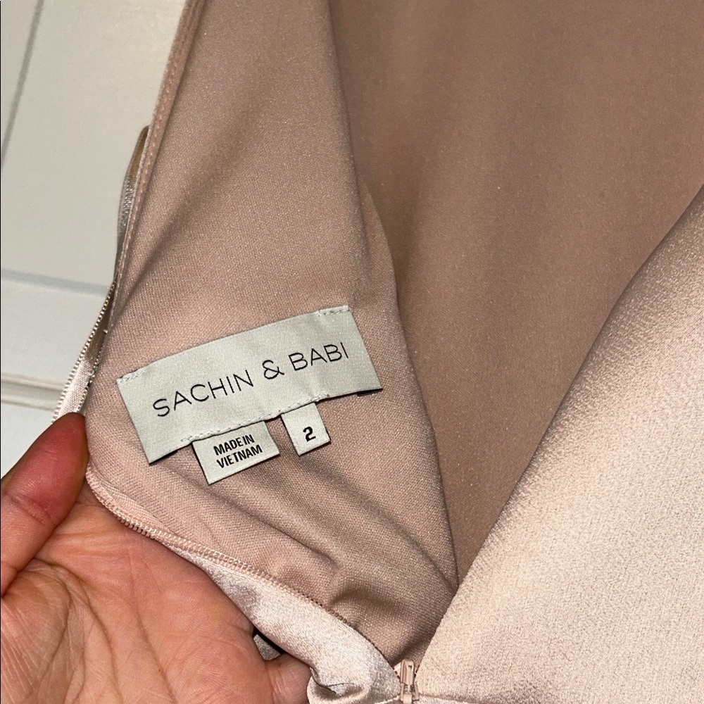Sachin & Babi gown - Picture 8 of 9
